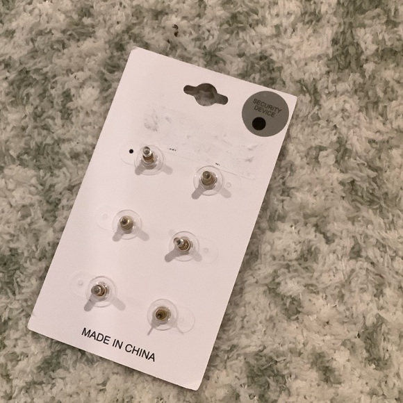 Coco Skye Wooden Valentine's Day Stud Earrings Trio Set NWT - Picture 9 of 14